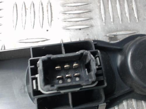 Used Right front window switch Right front window switch RENAULT MODUS / GRAND MODUS (F/JP0_) 1.2 (JP0C, JP0K, FP0C, FP0K, FP0P, JP0P, JP0T) (75 hp) 24252268 24252268