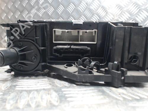 Used Climate control Climate control VW GOLF V (1K1) 1.9 TDI (105 hp) 24252685 24252685