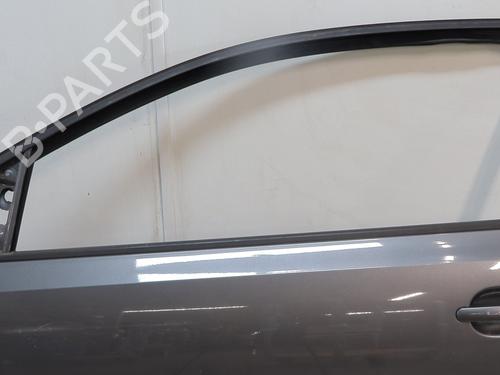 Used Left front door Left front door 37190440 37190440
