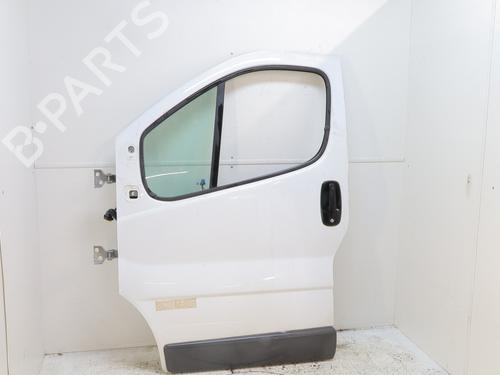 Used Left front door RENAULT TRAFIC II Bus (JL) 2.0 dCi 90 (JL00, JL01, JL0H, JL0M, JL0P, JL0S) (90 hp) 29518810