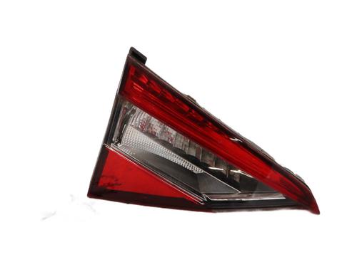 Used Left tailgate light SKODA SUPERB III (3V3) 1.6 TDI (120 hp) 30303759