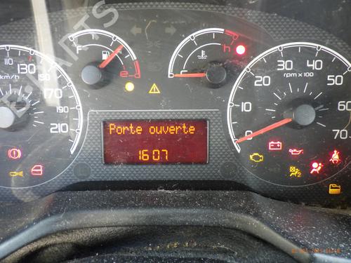 Left front fog light CITROËN NEMO Box Body/MPV (AA_) 1.3 HDi 75 | BP31923785C30 - Image 11