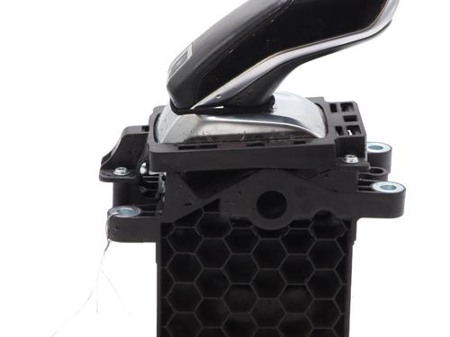 Used Gear lever Gear lever PEUGEOT 5008 II (MC_, MJ_, MR_, M4_) 1.6 BlueHDi 120 (MCBHZH, MCBHZW) (120 hp) 33737478 33737478