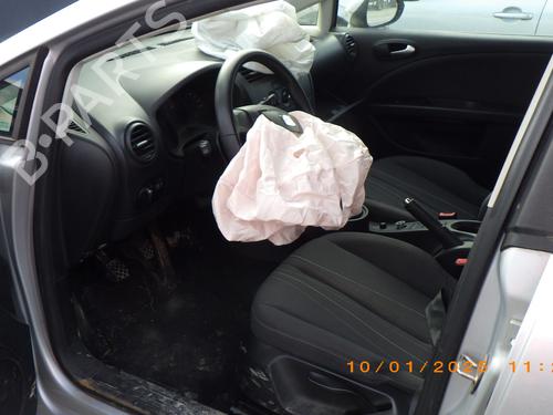 Left tailgate light SEAT LEON (1P1) 1.6 TDI | BP25439145C79 - Image 7