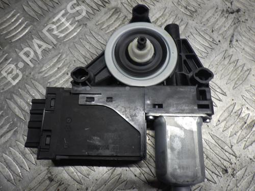 right-rear-window-motor-volvo-xc40-536-2017-24251221 main image