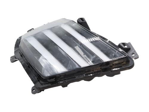 Used Right daytime light Right daytime light PEUGEOT 208 II (UB_, UP_, UW_, UJ_) 1.2 PureTech 100 (101 hp) 40004480 40004480
