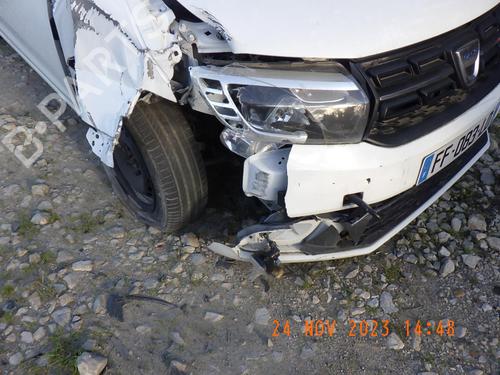 Encosto de cabeça DACIA SANDERO II 1.0 SCe 75 (B8JC, B8JD, B8NC) | BP32098975I31 