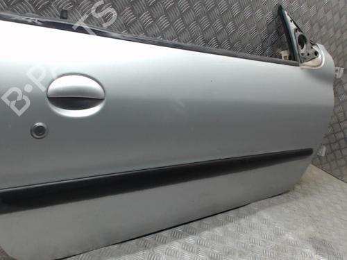 Used Right front door PEUGEOT 206 CC (2D) 1.6 16V (2DNFUF, 2DNFUR) (109 hp) 24249441