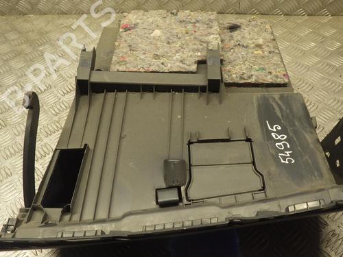 Used Glove box Glove box RENAULT CLIO III (BR0/1, CR0/1) 1.5 dCi (BR17, CR17) (86 hp) 24250452 24250452
