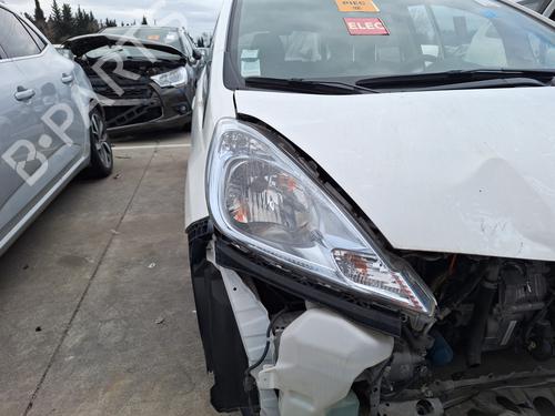Używane Lampa przednia prawa HONDA JAZZ III (GE_, GG_, GP_, ZA_) 1.3 HYBRID (GP1) (102 hp) 32098958