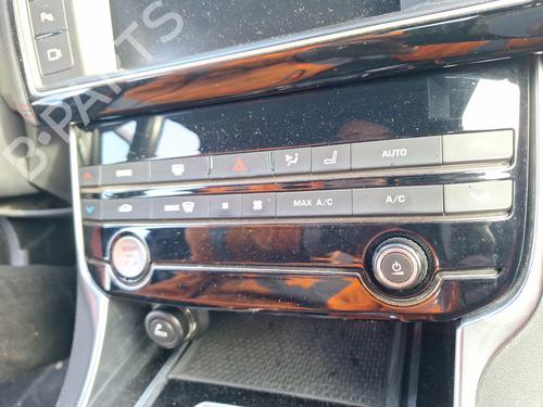 Used Climate control Climate control JAGUAR XE (X760) 2.0 D (180 hp) 31019721 31019721