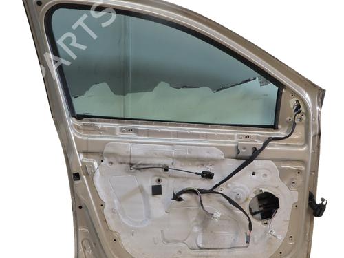 left-front-door-renault-clio-iii-br01-cr01-2005-2006-2007-2008-2009-2010-2011-2012-2013-2014-36793604 main image