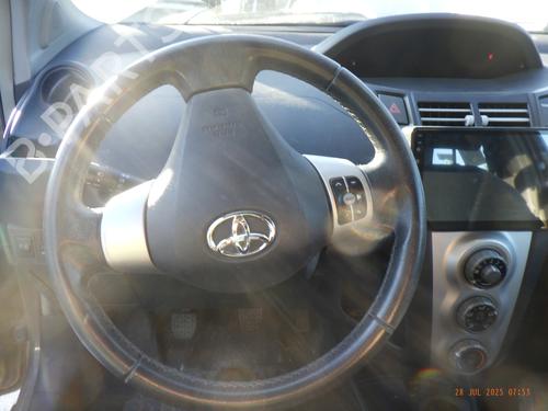 Switch TOYOTA YARIS (_P9_) 1.4 D-4D (NLP90_, NLP90R) | BP34241689I30  - Image 12