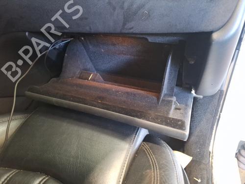 glove-box-maserati-gran-turismo-i-2007-31818874 main image