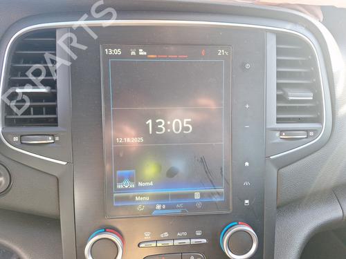 display-monitor-renault-megane-iv-hatchback-b9amn_-2015-31045820 main image