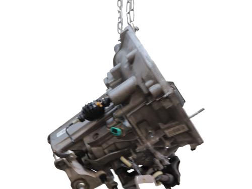 gearbox-dacia-sandero-iii-2021-37740122 main image