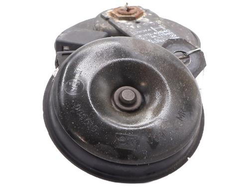 horn-toyota-rav-4-ii-_a2_-2000-2001-2002-2003-2004-2005-34221643 main image