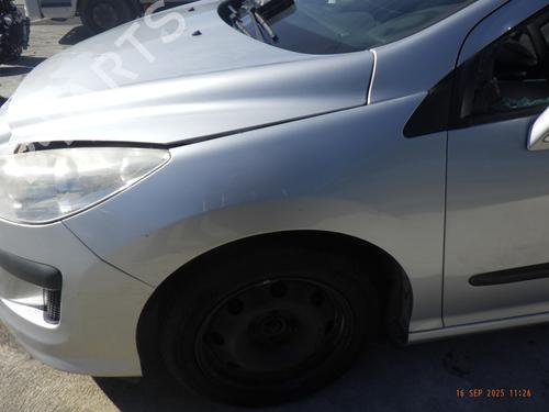 Used Left front fenders PEUGEOT 308 I (4A_, 4C_) 1.4 16V (95 hp) 29070798