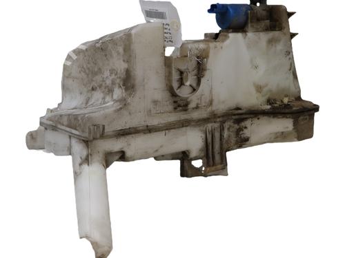 Used Windscreen washer tank Windscreen washer tank 37587482 37587482