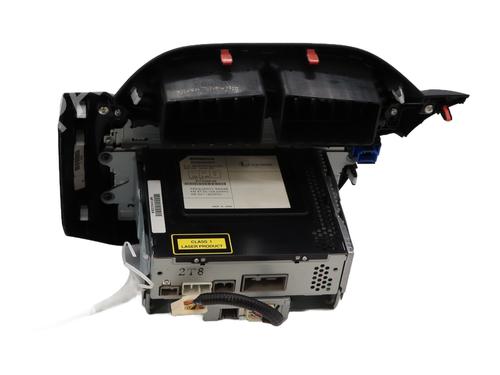 Used Radio Radio HONDA JAZZ III (GE_, GG_, GP_, ZA_) 1.3 HYBRID (GP1) (102 hp) 32242039 32242039