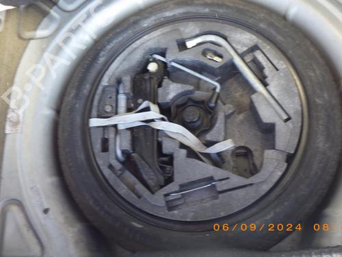 Right taillight VW GOLF V (1K1) 1.9 TDI | BP26123514C35 