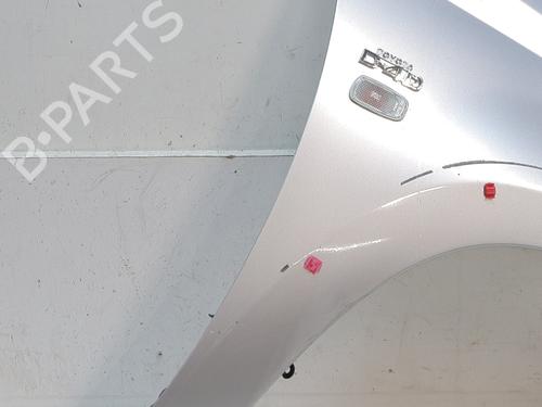 Used Right front fenders Right front fenders 37673939 37673939