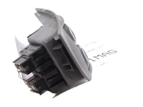 Used Left front window switch Left front window switch RENAULT MEGANE I (BA0/1_) 1.6 16V (BA04, BA0B, BA11, BA1J, BA16, BA19, BA1K, BA1V,... (107 hp) 34248226 34248226