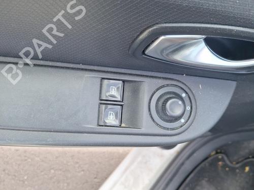 Used Left mirror RENAULT CLIO IV (BH_) 1.5 dCi 75 (75 hp) 28705304