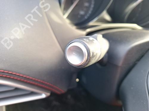 Switch JAGUAR XE (X760) 2.0 D | BP31019723I30 - Image 2