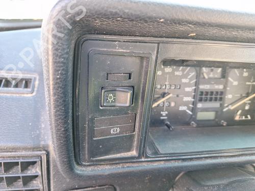 Used Headlight switch Headlight switch VW GOLF I Cabriolet (155) 1.8 (90 hp) 30678133 30678133