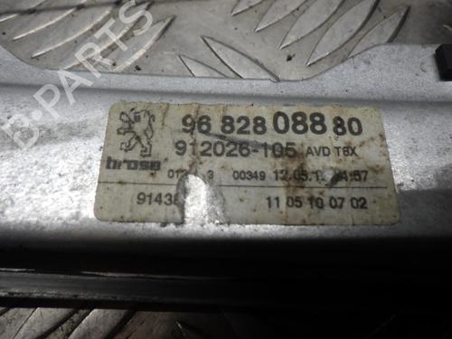 Front right window mechanism PEUGEOT 5008 (0U_, 0E_) 1.6 HDi | BP29141997C23 