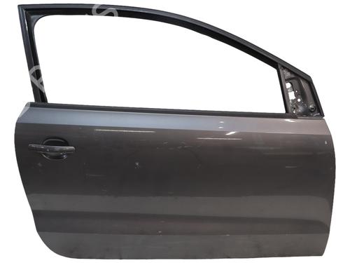 Used Right front door Right front door 37190439 37190439