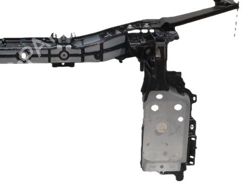 front-slam-panel-renault-megane-e-tech-suv-2021-40117060 main image