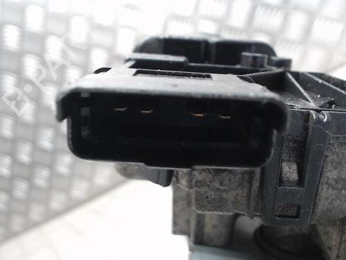 Used Front wiper motor Front wiper motor RENAULT TWINGO II (CN0_) 1.5 dCi (CN0E) (64 hp) 24251647 24251647