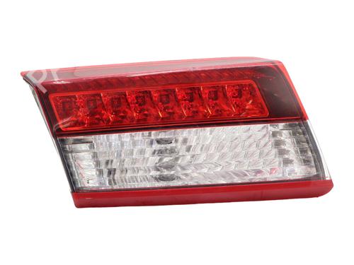 Used Left tailgate light Left tailgate light RENAULT LAGUNA III (BT0/1) 2.0 dCi (BT07, BT0J, BT14, BT1A, BT1S) (131 hp) 34171605 34171605