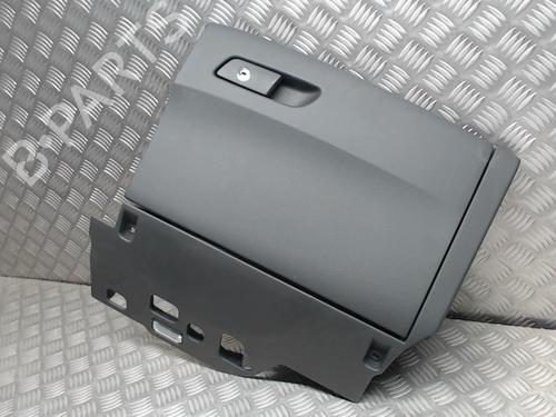 glove-box-audi-a5-sportback-f5a-f5f-2016-30611047 main image
