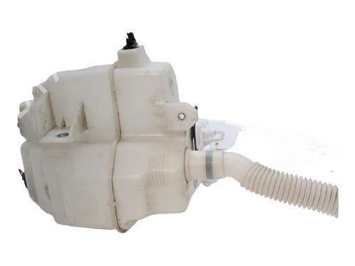 Used Windscreen washer tank Windscreen washer tank MAZDA 3 Hatchback (BP) SKYACTIV-X M Hybrid AWD (186 hp) 33564521 33564521