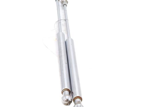 Gasfjeder motorhjelm VW GOLF I Cabriolet (155) 1.8 (90 hp) 32365291