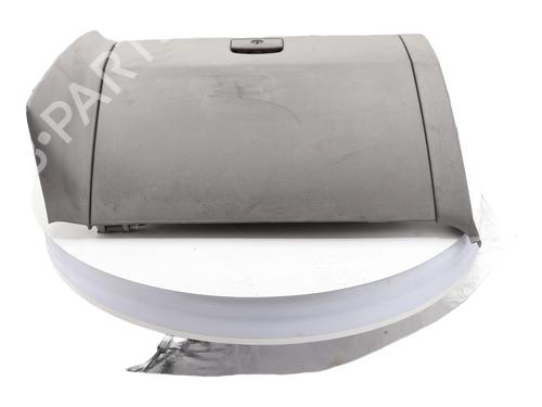 Used Glove box KIA SORENTO I (JC) 2.5 CRDi (170 hp) 28519958