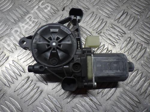 Used Left front window motor Left front window motor SEAT LEON (5F1) 2.0 TDI (184 hp) 24249119 24249119