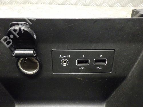 middle-console-renault-clio-v-b7_-2019-24250603 main image