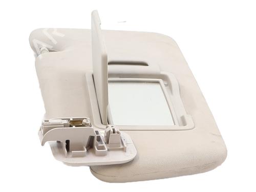 left-sun-visor-renault-megane-iv-hatchback-b9amn_-2015-33453573 main image