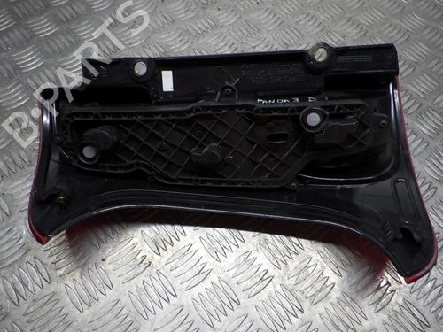 Used Right taillight Right taillight FIAT PANDA (312_, 319_) 1.0 Mild Hybrid (312.PYD1B) (69 hp) 24248943 24248943