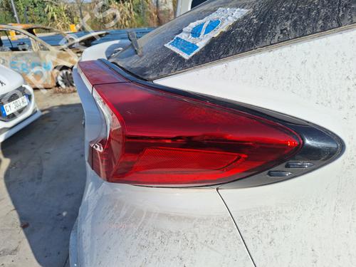 Used Right taillight TOYOTA C-HR (_X1_) 1.8 Hybrid (ZYX10_, ZYX11_, ZYX10R, ZYX11R) (122 hp) 31045806