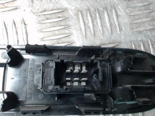 Used Right front window switch Right front window switch CITROËN C3 II (SC_) 1.4 HDi 70 (SC8HZC, SC8HR0, SC8HP4) (68 hp) 24249858 24249858