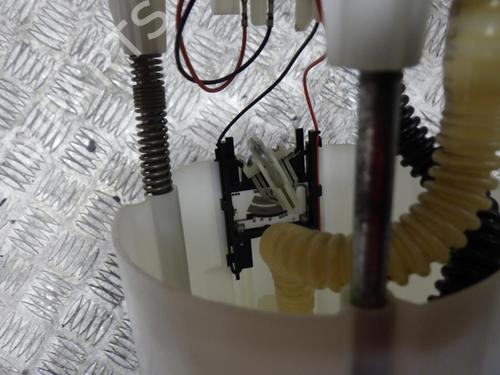 Used Fuel pump Fuel pump RENAULT SCÉNIC III (JZ0/1_) 1.5 dCi (110 hp) 24251453 24251453