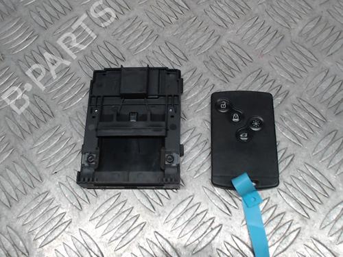 Used Card reader Card reader RENAULT MEGANE III Hatchback (BZ0/1_, B3_) 1.5 dCi (BZ09, BZ0D, BZ1W, BZ29, BZ14) (110 hp) 24249354 24249354