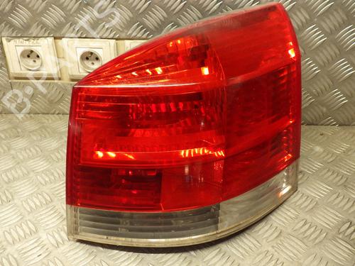 Used Right taillight OPEL SIGNUM Hatchback (Z03) 1.9 CDTI (F48) (150 hp) 24246127