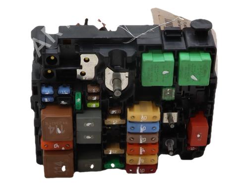 Fuse box OPEL CORSA F (P2JO) 1.2 (68) | BP38608718E1 - Image 2