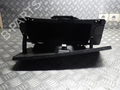 Used Glove box FIAT PANDA (312_, 319_) 1.2 (312PXA1A) (69 hp) 24251358